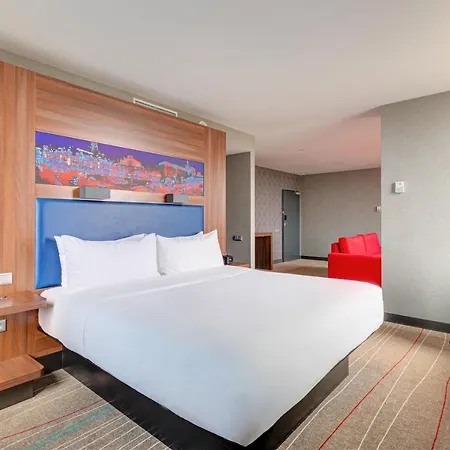 Hotel Sky Loft By Rixwell International 4*
